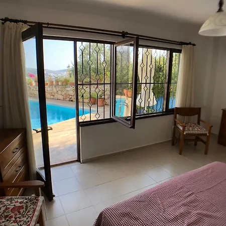 Flora Villa Kas