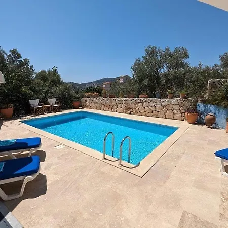 Flora Villa *